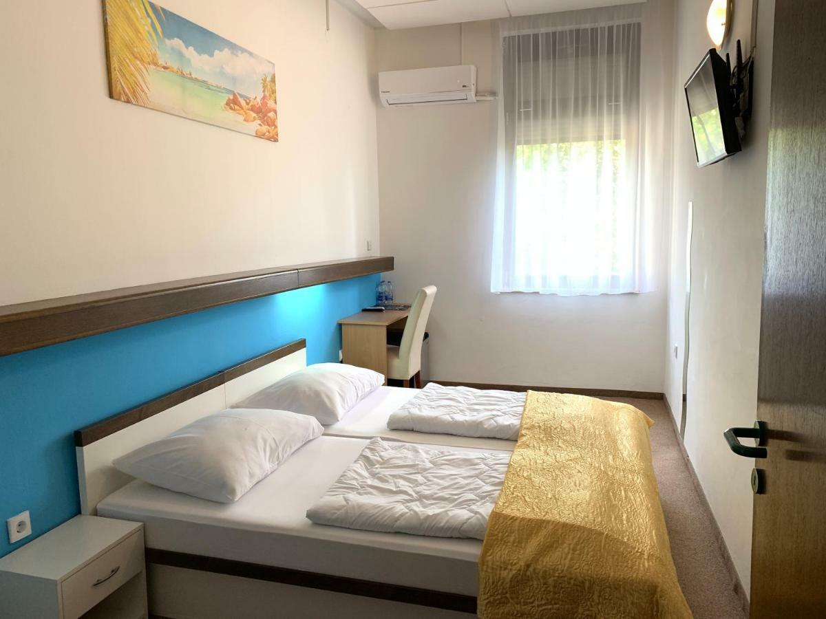 Hotel Ruza Novi Vinodolski Exterior photo